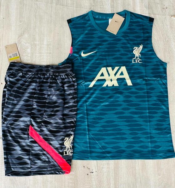 Sleeveless jerseys top and dow