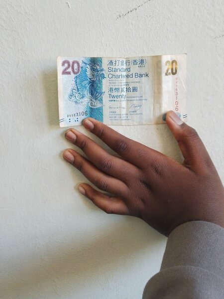 20 Hong Kong dollars