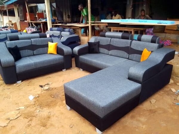 Ensemble de salon confortable