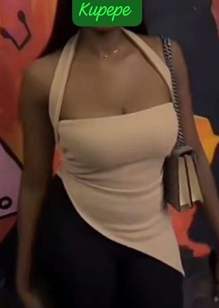 Top asymétrique élégant