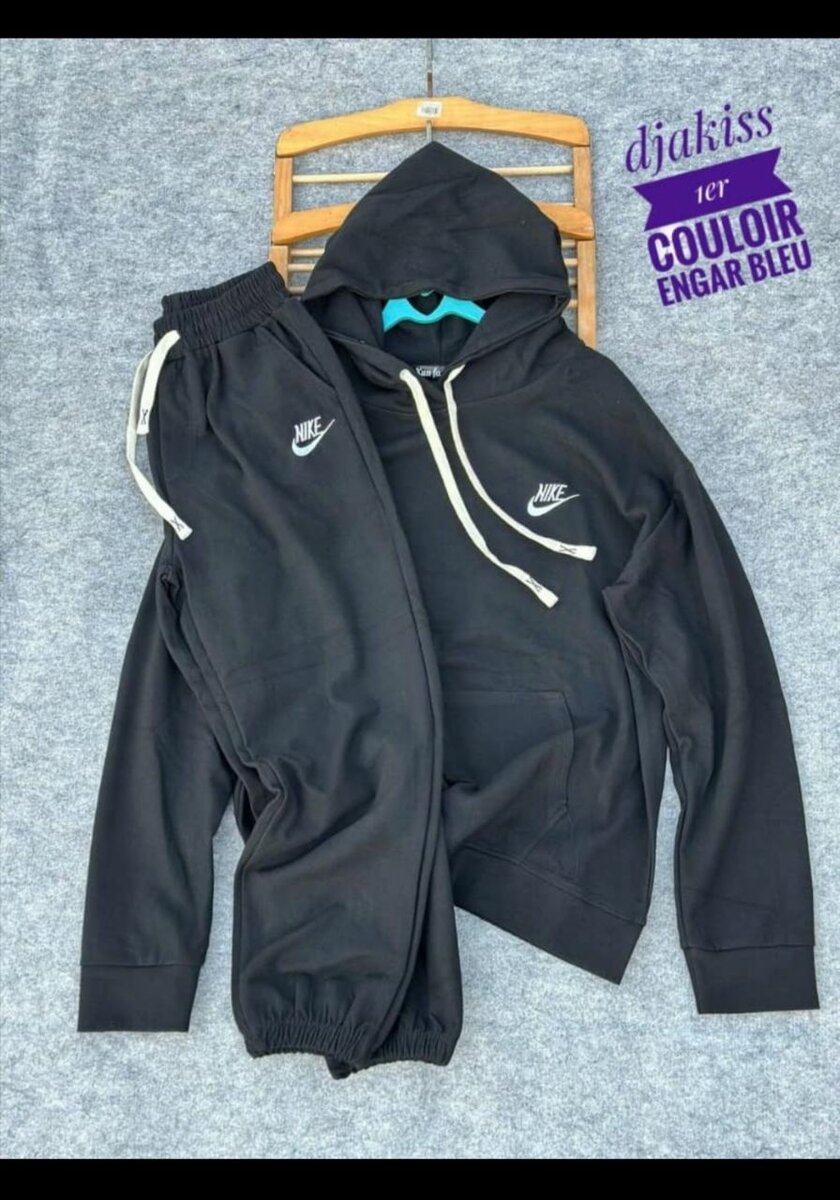 Survêtement sportif Nike