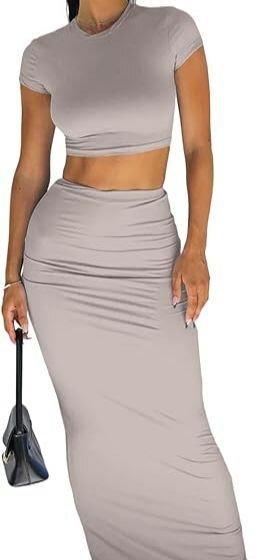 Ensemble crop top et jupe