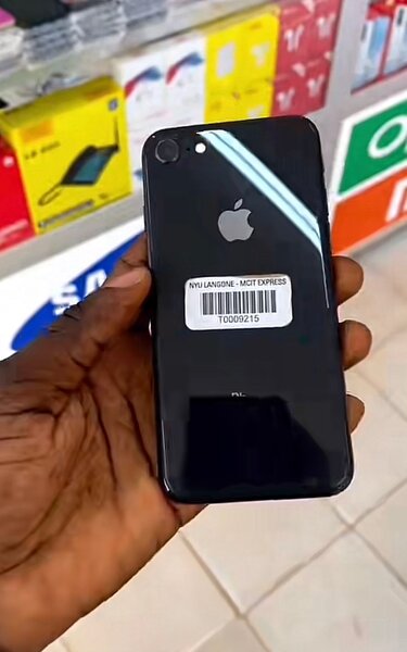 iPhone Noir 64 Go Reconditionné