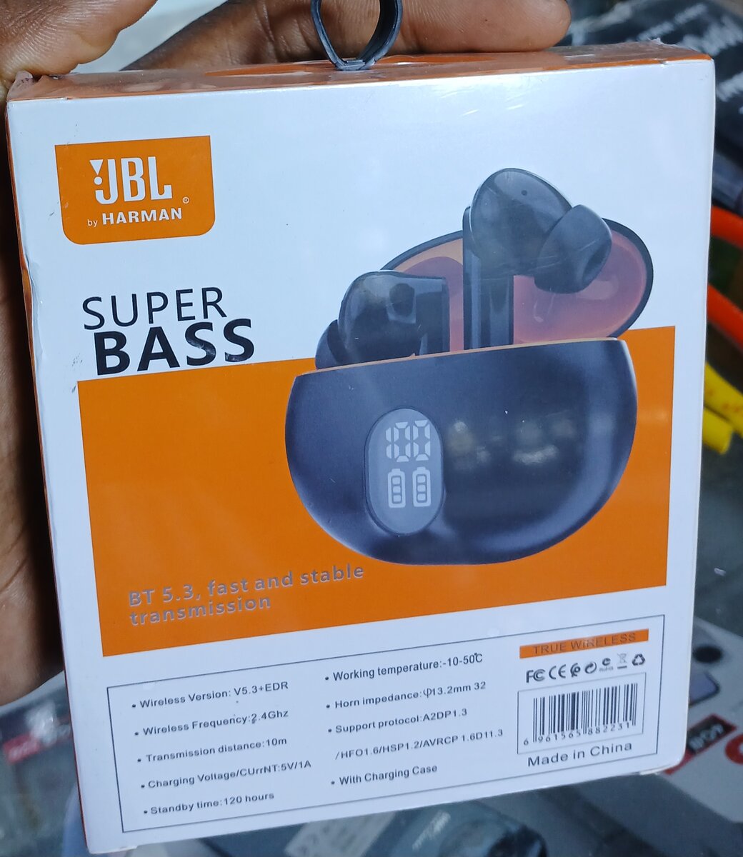 Écouteurs Bluetooth JBL Super Bass