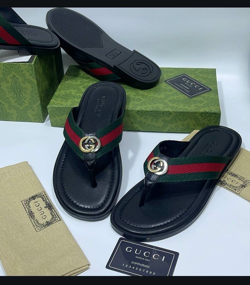 Gucci slippers