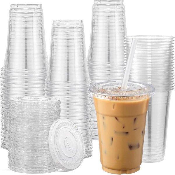 Gobelets en plastique