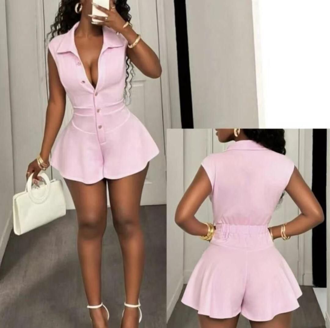 Robe dos nu enchaînée