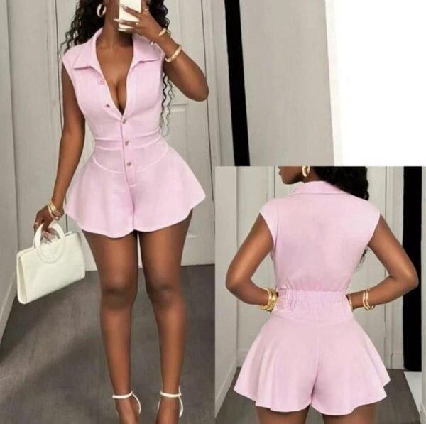 Robe dos nu enchaînée