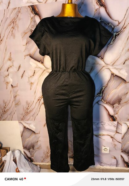 Robe élégante noir et blanc