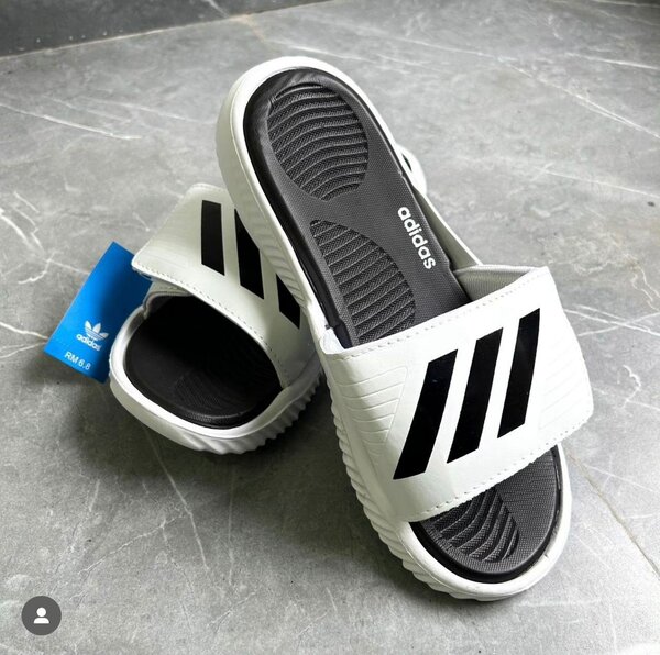 Claquette Adidas