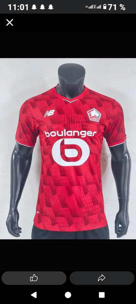 Maillot de football rouge