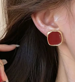 Серьги в цвете бордо😍
