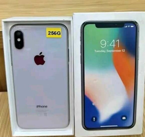 iPhone X 256 Go Argent