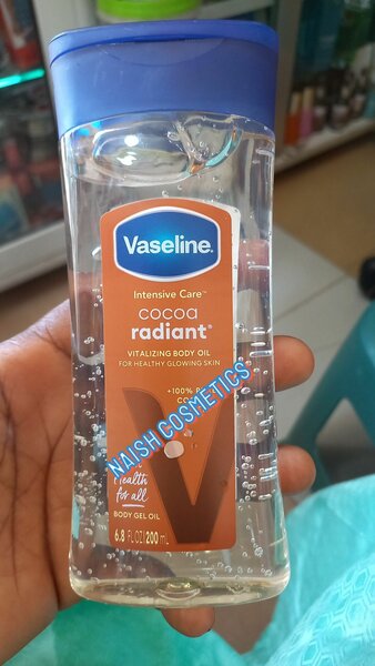 Vasline intensive  cocoa radiant  vitalizing body oil