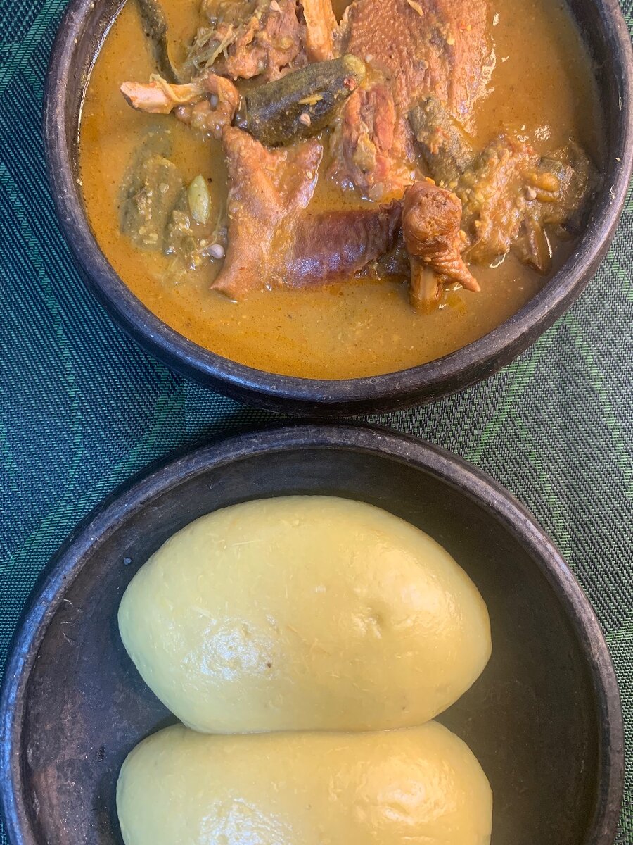 Foutou + sauce gouagouassou