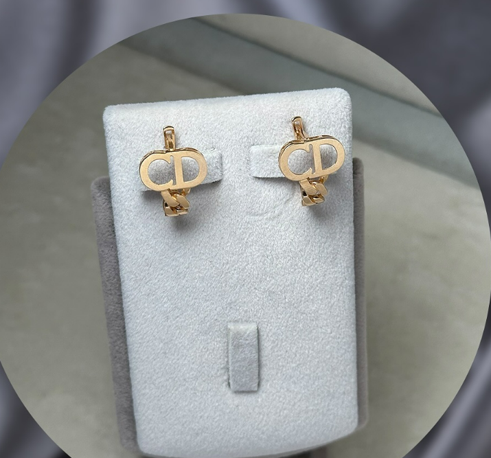 Золотые серьги