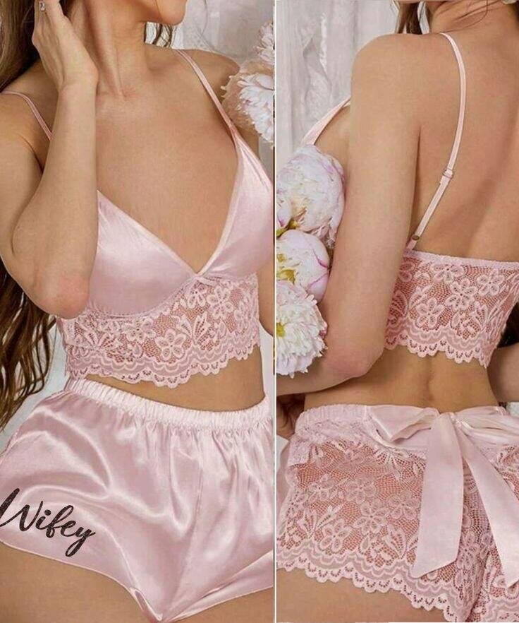 Ensemble Satiné avec Dentelle