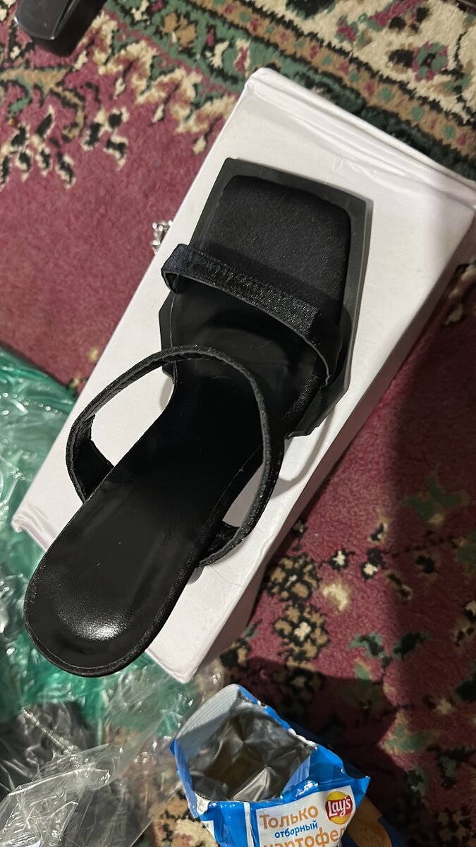 Черные каблуки на лето