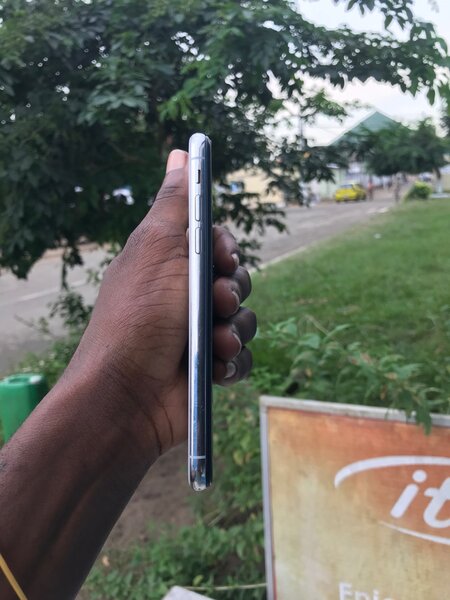 iPhone X simple avec id