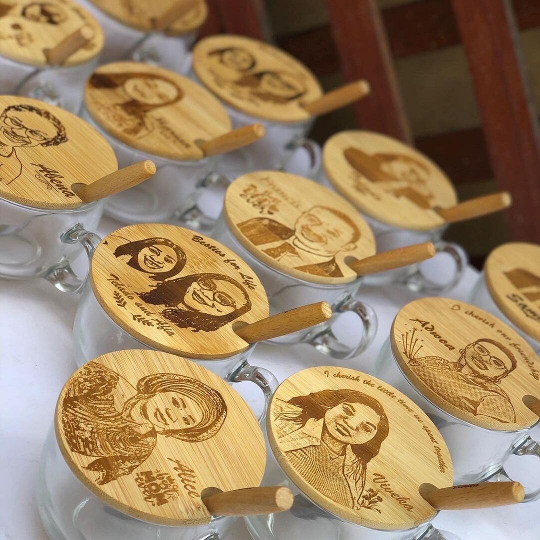 Glass mug with wooden lid and sooon