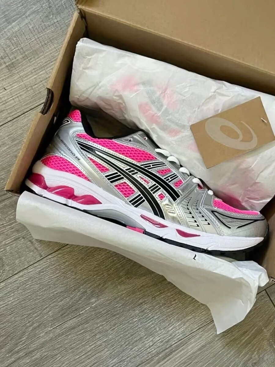 Chaussures de course Asics Roses