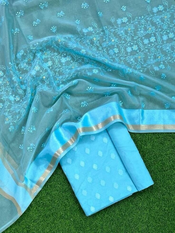 Organza 3 Peace Suit