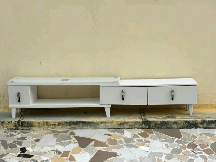 Meuble TV blanc élégant