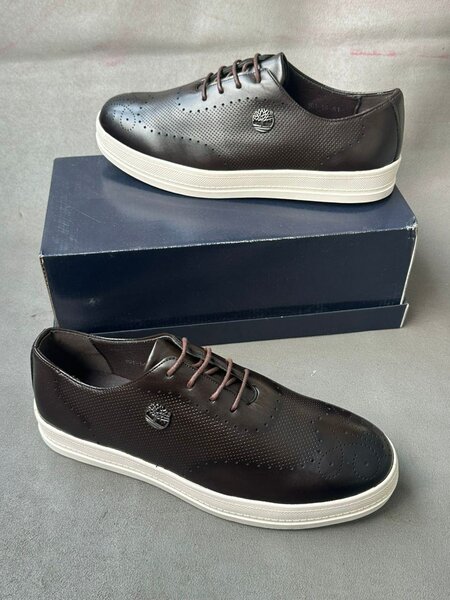 Chaussures en cuir élégantes