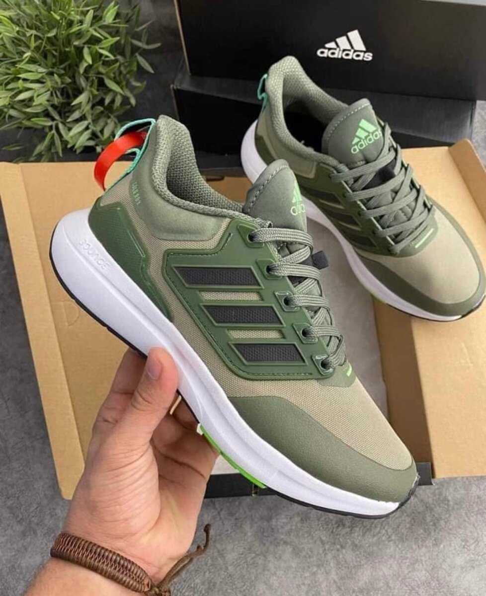 Chaussures Adidas