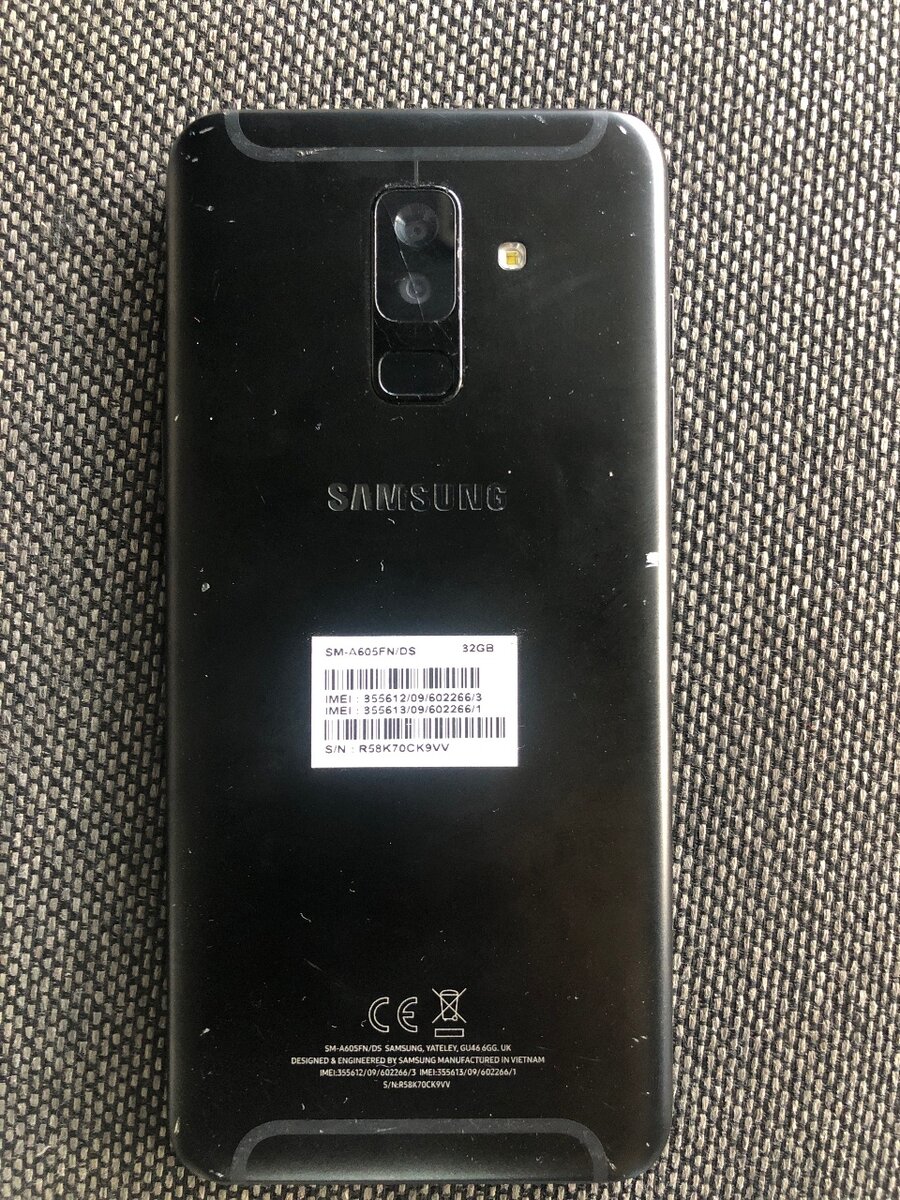 Samsung J6+ UK  used, 32 gig,