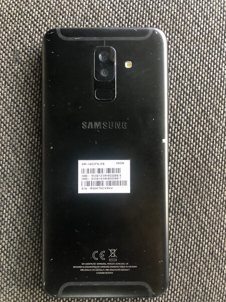 Samsung J6+ UK  used, 32 gig,