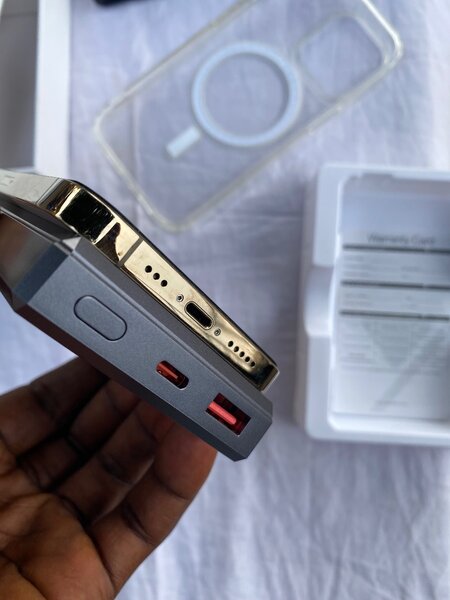 YesIDo Magnetic Power bank