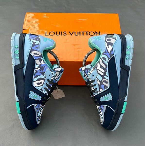 CHAUSSURE LOUIS VUITTON BASKET