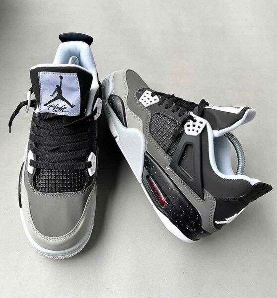 Jordan 4