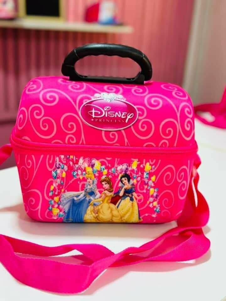 Kids character lunch/warmer bags k250