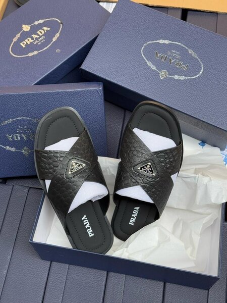 PRADA CLASSIC SLIPPER