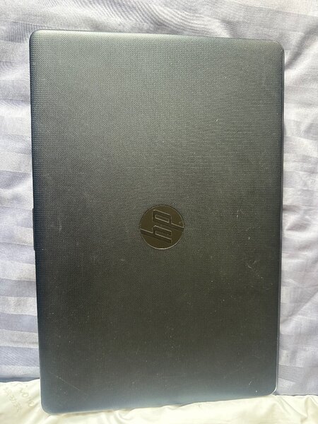 Hp laptop 1TB