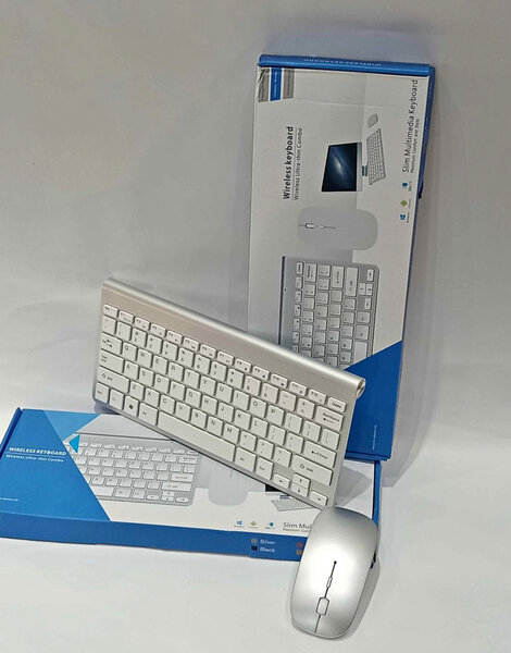 Clavier et Souris Sans Fil Compact