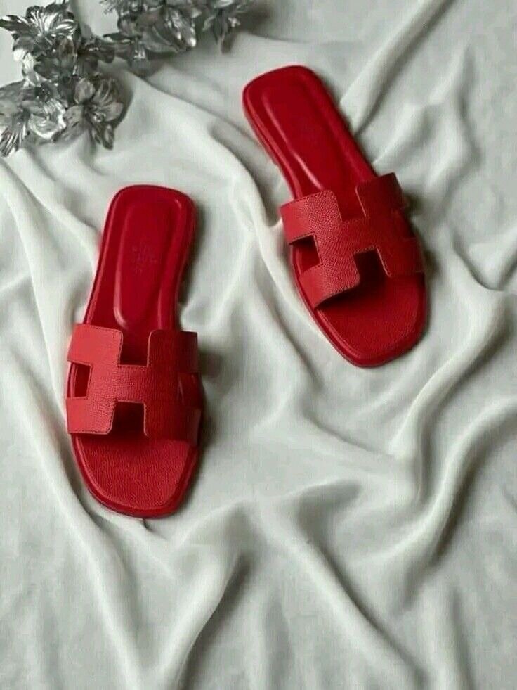 Hermes flat slides