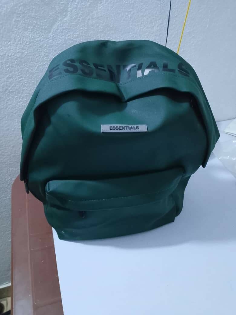 Sac à dos vert Essentials