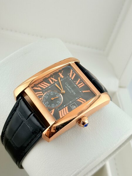 Montre Homme Carrée Élégante