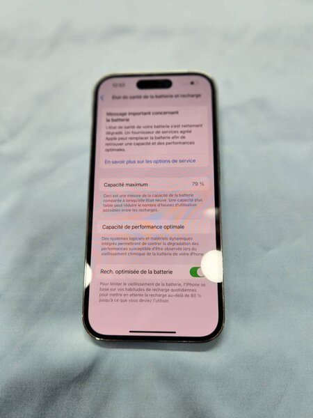 iPhone 14 pro 128giga et 2puce