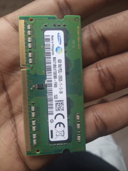 RAM 4GB Samsung DDR3
