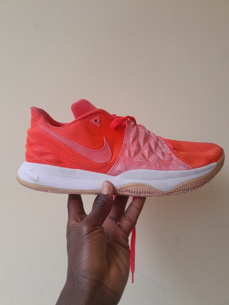 Chaussures de sport Nike rouges