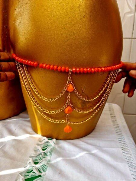 Chaîne de taille perlée élégante