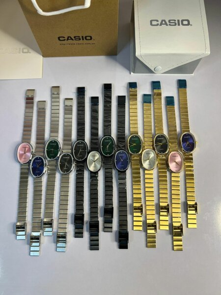Montres Bracelet Élégantes CASIO