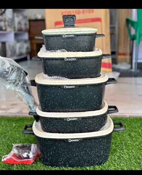 Dessini 23pcs nonstick cookware set