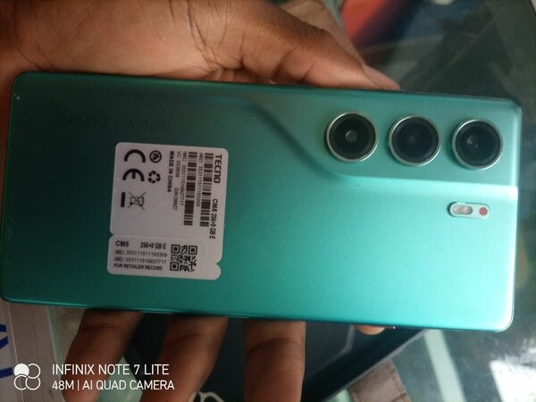 Smartphone Tecno Camon 40