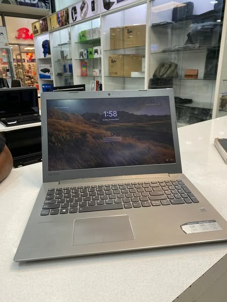 Lenovo ideapad 520