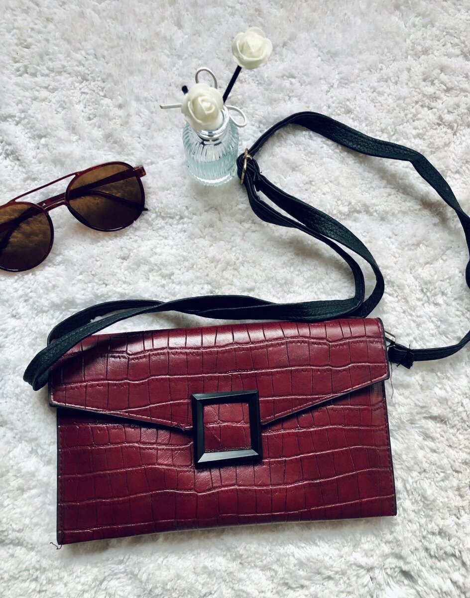 Large purses/Mini bags